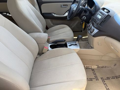 Used 2007 Hyundai Elantra Sedan FWD image 14