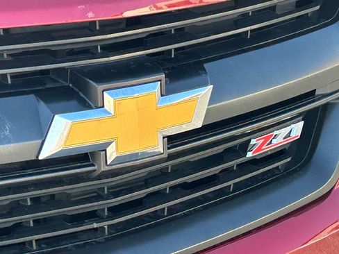 Used 2020 Chevrolet Colorado Z71 AWD/4WD image 11