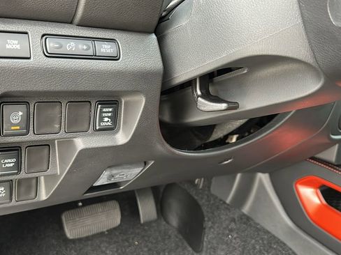 New 2026 Nissan Frontier Pro-X w/ Pro-X Convenience Package RWD image 17