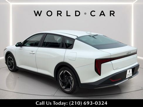 Used 2025 Kia K4 EX image 5