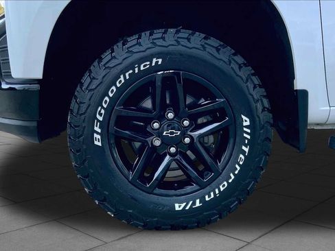 Used 2022 Chevrolet Silverado 1500 LT Trail Boss w/ Safety Package AWD/4WD image 10