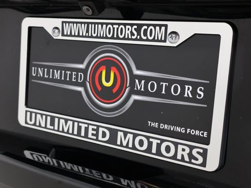 Used 2019 Chevrolet Suburban Premier AWD/4WD image 22