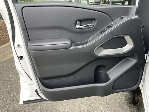 New 2026 Nissan Frontier SV w/ All-Weather Content Package AWD/4WD image 14