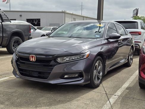 Used 2019 Honda Accord EX image 6