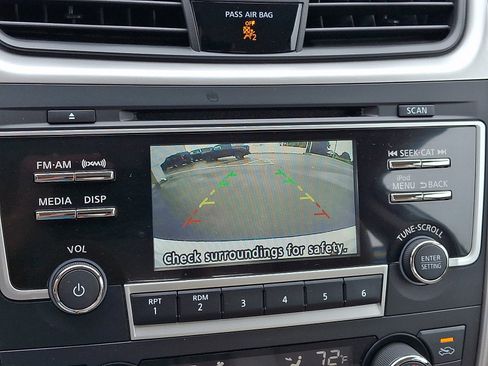 Used 2017 Nissan Altima 2.5 SV FWD image 18