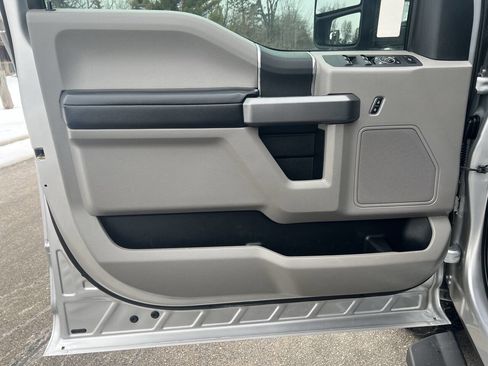 Used 2017 Ford F350 XLT w/ XLT Value Package AWD/4WD image 18