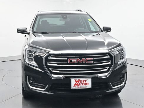 Used 2022 GMC Terrain SLT w/ LPO, Floor Liner Package image 24