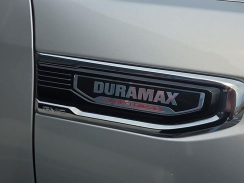 Used 2022 GMC Sierra 1500 Denali w/ Technology Package AWD/4WD image 10