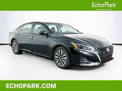Used 2025 Nissan Altima 2.5 SV