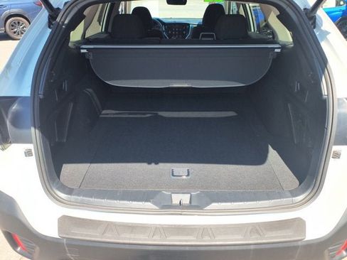 Used 2022 Subaru Outback Premium AWD/4WD image 23