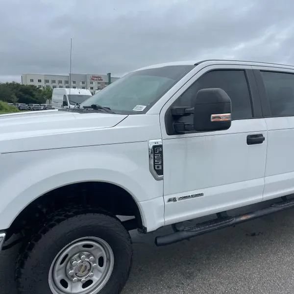 Used 2019 Ford F250 XL w/ Power Equipment Group AWD/4WD image 2