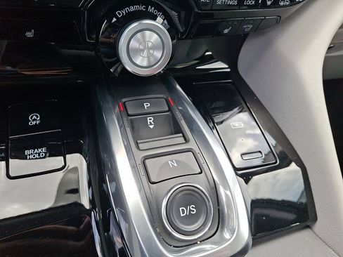 Used 2022 Acura MDX SH-AWD w/ Technology Package image 18