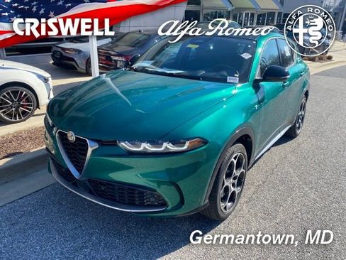 Used 2024 Alfa Romeo Tonale Ti image 2