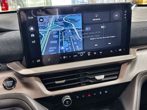 New 2026 Ford Explorer Active AWD/4WD image 19