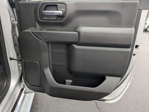 Used 2022 Chevrolet Silverado 3500 LT w/ Convenience Package image 32