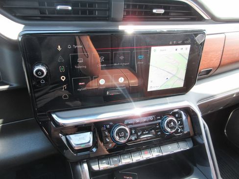 Certified 2025 GMC Sierra 1500 Denali Ultimate AWD/4WD image 33