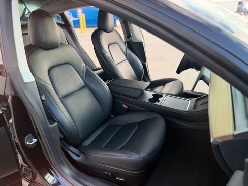 Used 2021 Tesla Model 3 Standard Range Plus RWD image 23