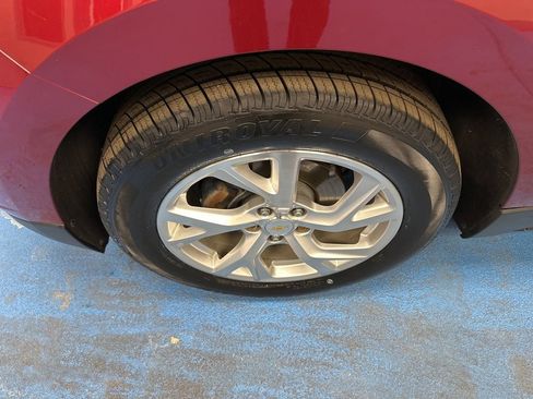 Used 2021 Chevrolet Equinox LT image 15