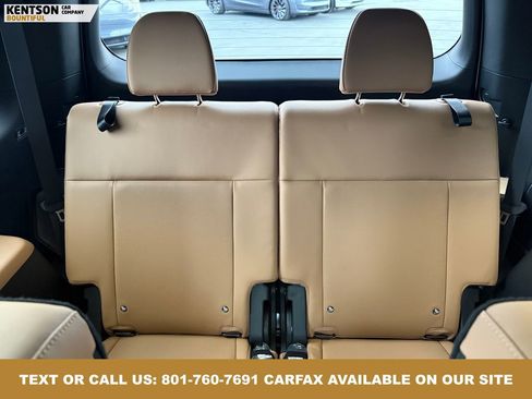 Used 2026 Hyundai Santa Fe Calligraphy w/ Tow & Go Package image 38