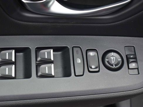 New 2025 Honda Pilot Touring image 12