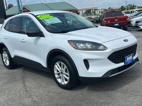 Used 2022 Ford Escape SE w/ Convenience Package image 4