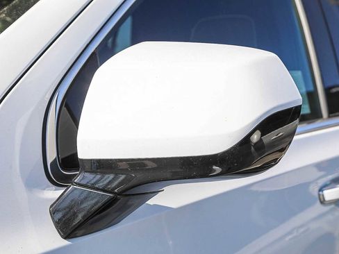 Used 2021 GMC Yukon SLT image 20