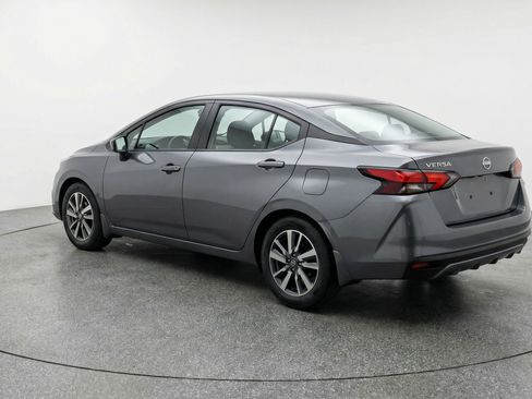 Used 2025 Nissan Versa SV image 6