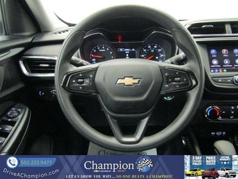 Certified 2023 Chevrolet TrailBlazer LT FWD image 23