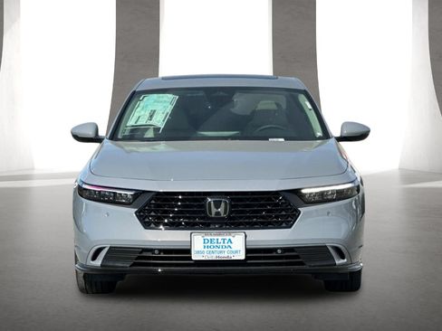 New 2026 Honda Accord EX-L image 9