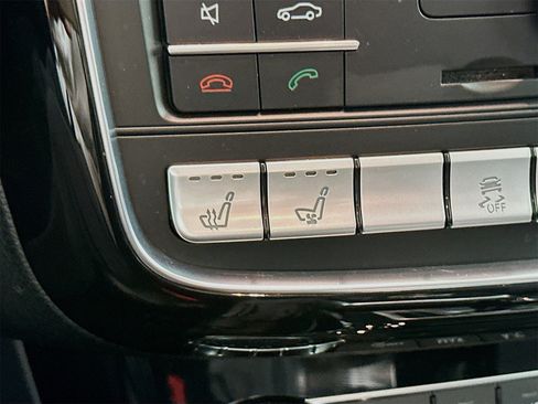 Used 2017 Mercedes-Benz G 550 image 22