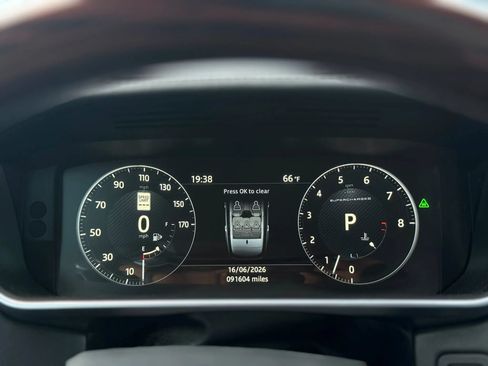 Used 2017 Land Rover Range Rover Supercharged AWD/4WD image 15