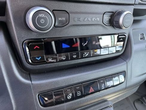 New 2024 RAM ProMaster 3500 FWD image 33