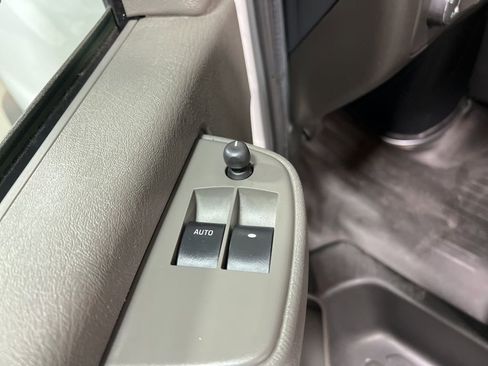 Used 2023 GMC Savana 2500 w/ Driver Convenience Package image 21