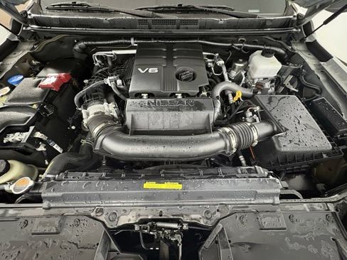 Used 2023 Nissan Frontier PRO-4X w/ Pro-4X Premium Package image 32