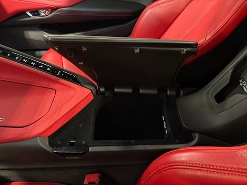 Used 2022 Chevrolet Corvette Stingray Preferred Conv w/ Z51 Performance Package RWD image 56