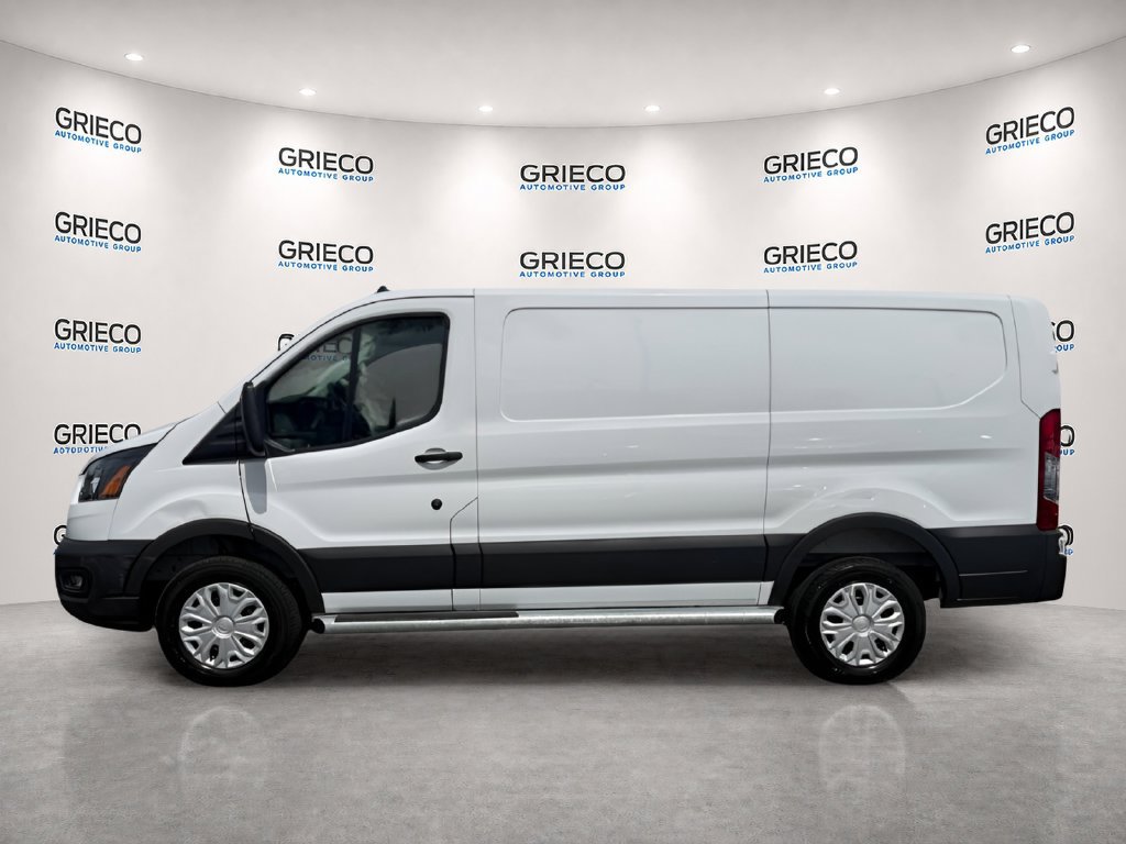 Used 2025 Ford Transit 250 Low Roof w/ Exterior Upgrade Package RWD image 4
