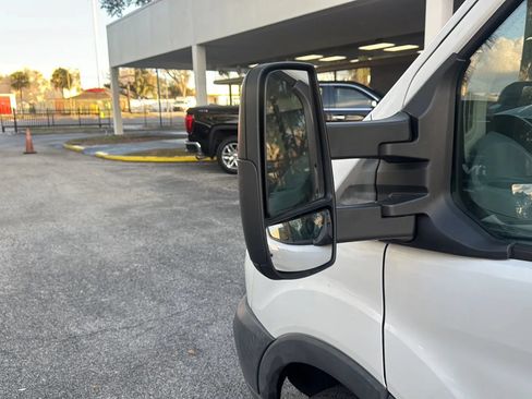 Used 2018 Ford Transit 250 138 RWD image 24