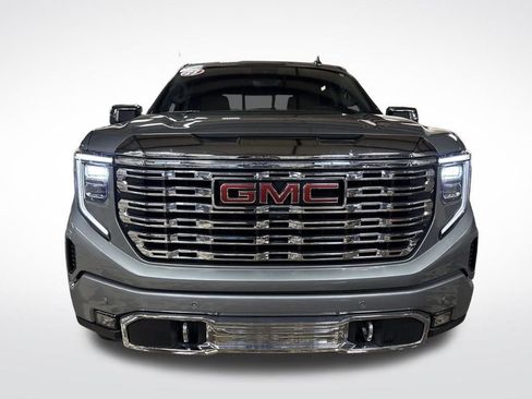 Certified 2023 GMC Sierra 1500 Denali w/ Technology Package AWD/4WD image 8