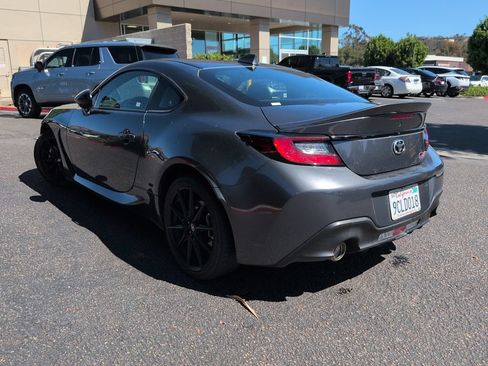 Used 2023 Toyota GR86 Premium w/ ALL Weather Mat Package (TMS) RWD image 6
