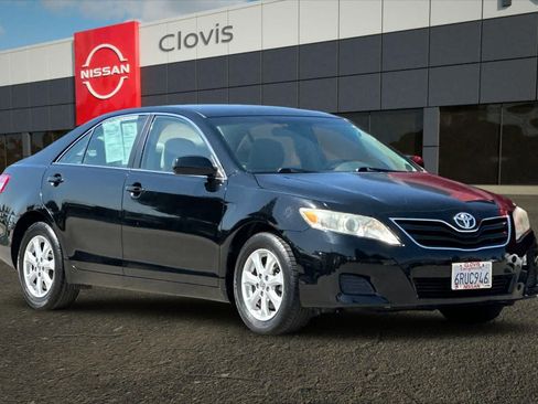Used 2011 Toyota Camry LE w/ LE Extra-Value Pkg FWD image 10