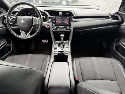 Used 2020 Honda Civic Sport image 2