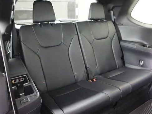 New 2026 Lexus TX 500h AWD image 24