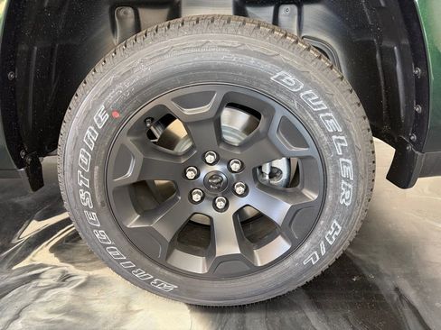 New 2026 RAM 1500 4x4 Crew Cab image 22