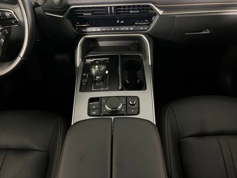 Used 2024 MAZDA CX-90 3.3 Turbo w/ Premium Package image 16