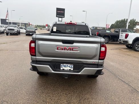 Used 2025 GMC Canyon AT4 AWD/4WD image 6