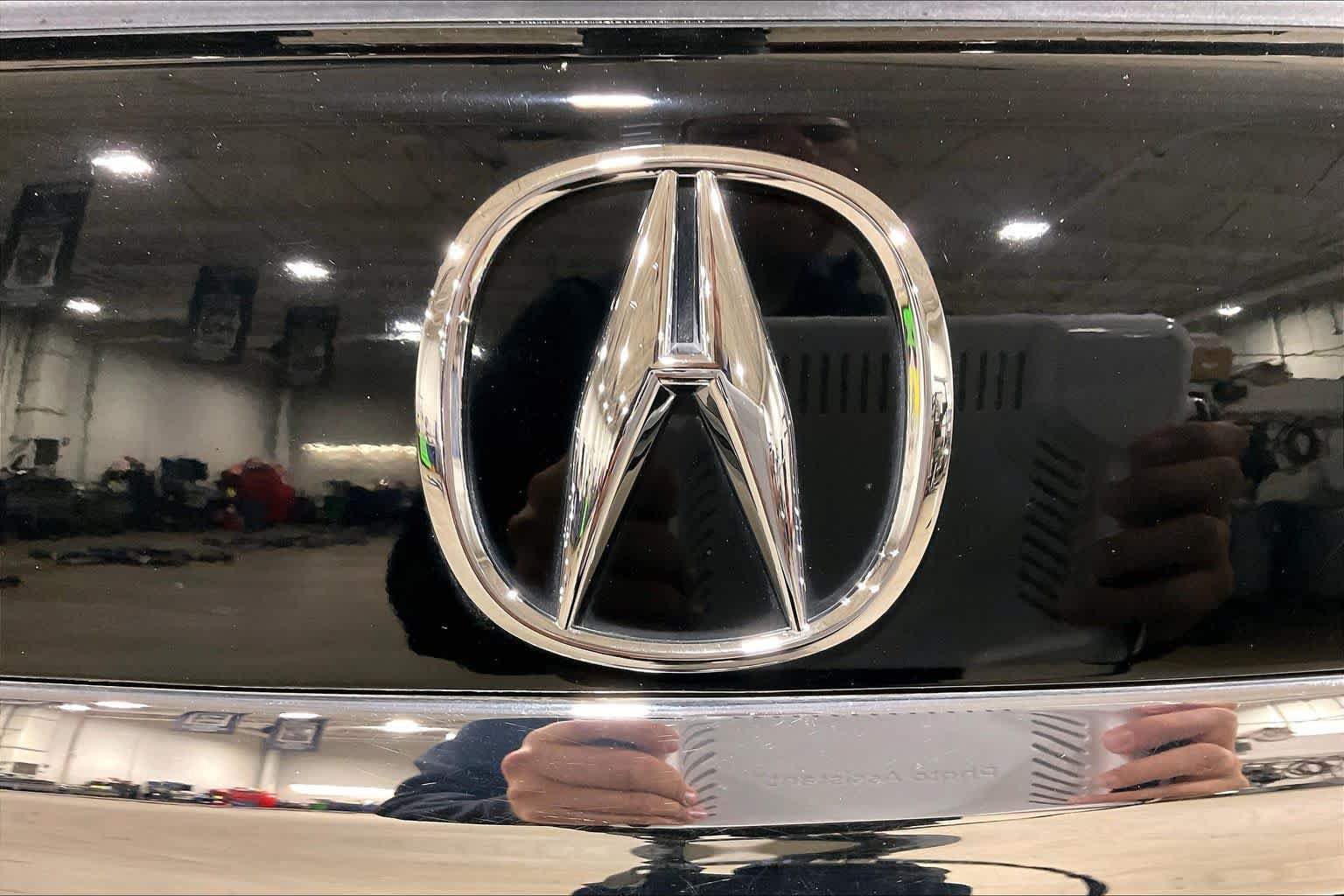 Used 2018 Acura MDX w/ Tech & Entertainment Pkg AWD/4WD image 32