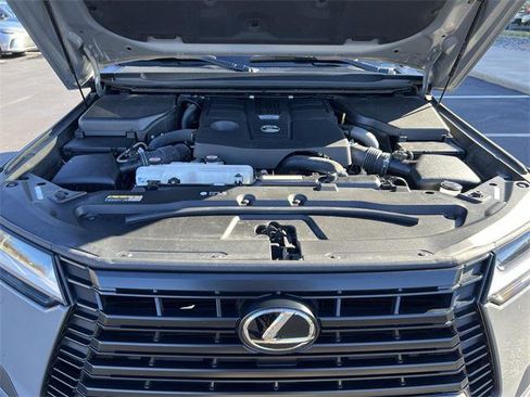Certified 2024 Lexus GX 550 image 24