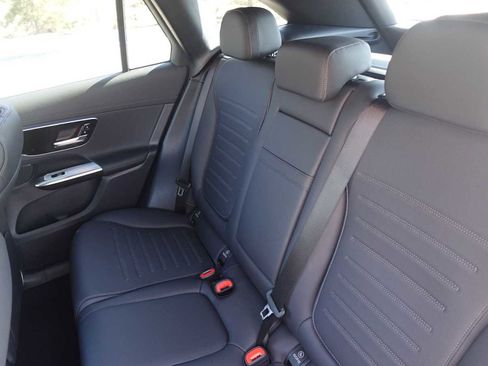 Used 2026 Mercedes-Benz GLC 300 4MATIC image 58