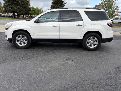Used 2014 GMC Acadia SLE FWD image 2