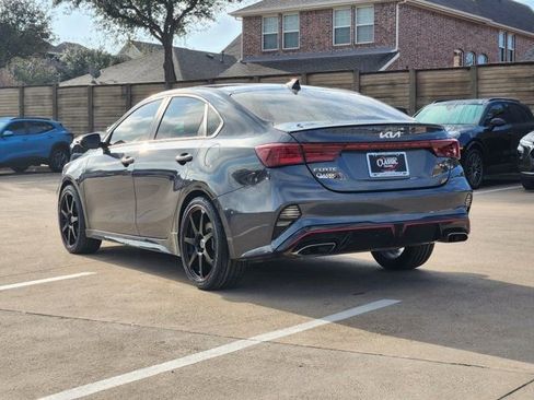 Used 2023 Kia Forte GT image 3